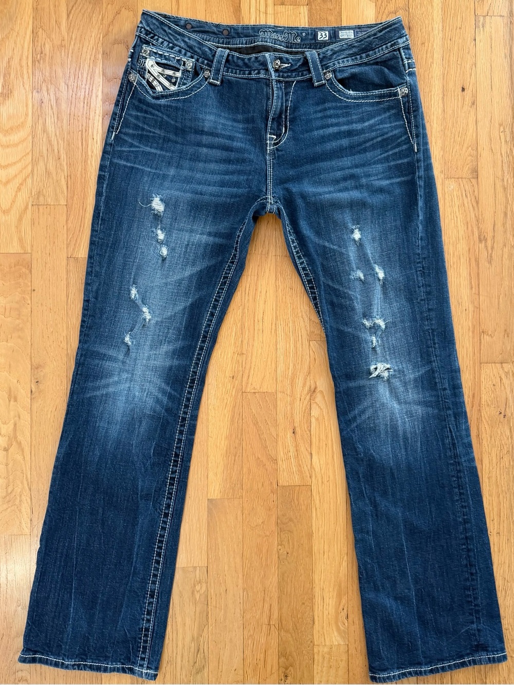 Miss Me Buckle Exclusive Bootcut Jeans 33 Dark Wash Distressed Rhinestone Y2K